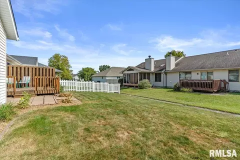 Exterior - 3206 Sequoia Dr, Springfield, IL 62712 photo 5 of 5