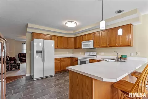 Kitchen - 3206 Sequoia Dr, Springfield, IL 62712 photo 1 of 3