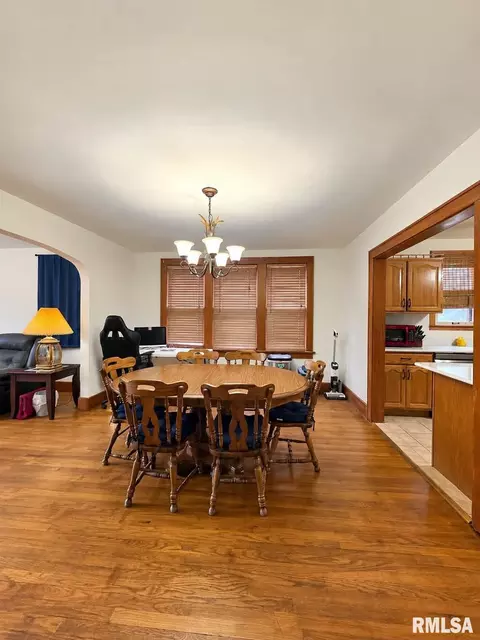 Dining - 1348 S 28th St, Quincy, IL 62301 photo 1 of 1