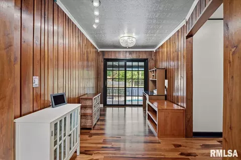 Entry Way - 39 Crestview Dr, Chatham, IL 62629 photo 1 of 4