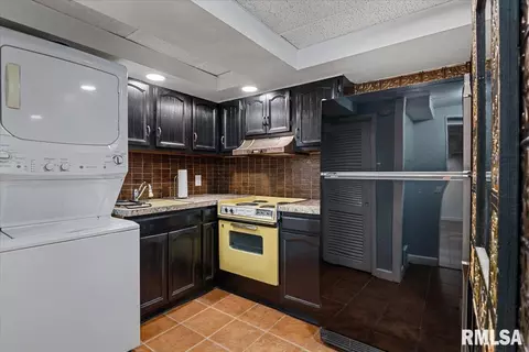 Other - 39 Crestview Dr, Chatham, IL 62629 photo 10 of 20