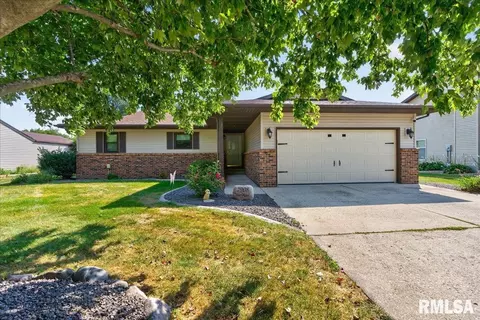 Exterior - 7908 Hunt Rd, Springfield, IL 62712 photo 6 of 8
