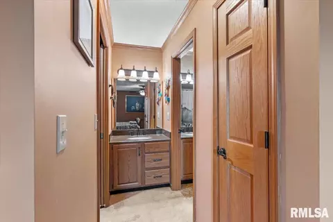 Entry Way - 7908 Hunt Rd, Springfield, IL 62712 photo 3 of 4