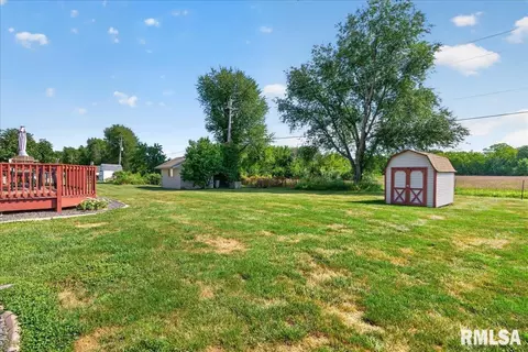 Exterior - 7908 Hunt Rd, Springfield, IL 62712 photo 5 of 8
