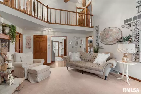Living - 15 Spring St, Riverton, IL 62561 photo 3 of 4