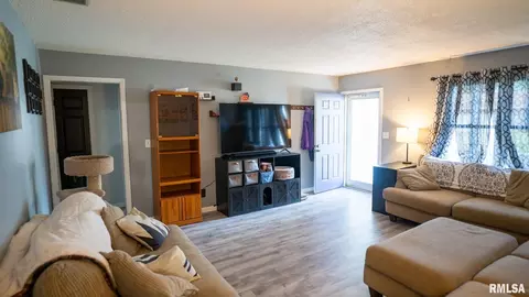 Other - 5209 Carlton Dr, Springfield, IL 62703 photo 4 of 15