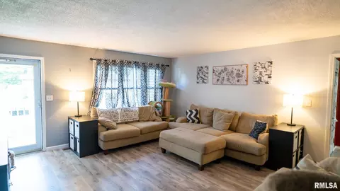Other - 5209 Carlton Dr, Springfield, IL 62703 photo 3 of 15