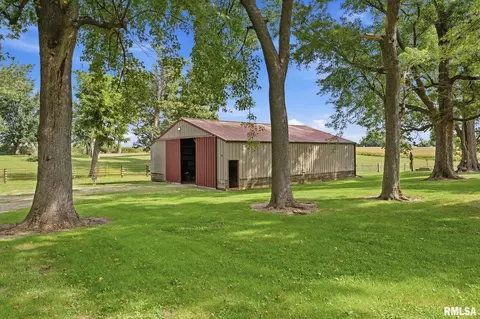 Exterior - 186 E 1850 St, Galva, IL 61434 photo 13 of 14