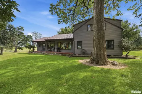 Exterior - 186 E 1850 St, Galva, IL 61434 photo 4 of 14