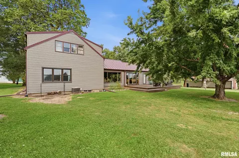 Exterior - 186 E 1850 St, Galva, IL 61434 photo 9 of 14