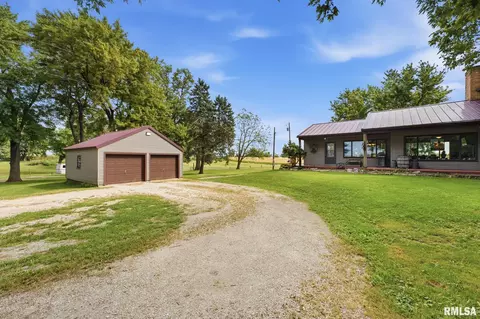 Exterior - 186 E 1850 St, Galva, IL 61434 photo 5 of 14
