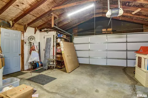 Other - 512 W Illinois St, Assumption, IL 62510 photo 9 of 9