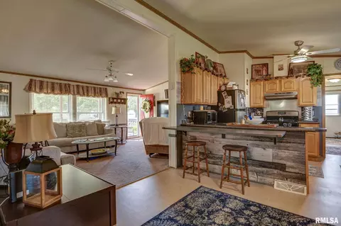 Other - 512 W Illinois St, Assumption, IL 62510 photo 4 of 9