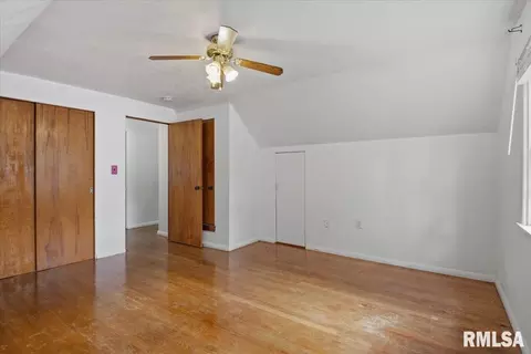 Bedroom - 2536 S Walnut St, Springfield, IL 62704 photo 6 of 8