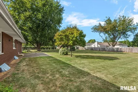 Exterior - 35 Providence Ln, Springfield, IL 62711 photo 8 of 8