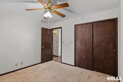 Bedroom - 35 Providence Ln, Springfield, IL 62711 photo 5 of 5