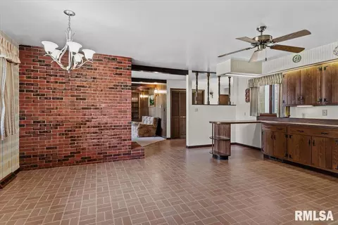 Other - 35 Providence Ln, Springfield, IL 62711 photo 2 of 11