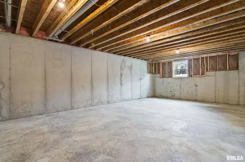 Other - 6409 Mcintosh Ct, Springfield, IL 62711 photo 7 of 8
