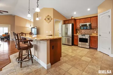 Kitchen - 456 Elle Ct, Springfield, IL 62711 photo 1 of 5
