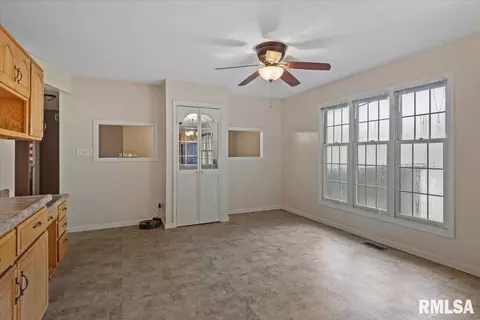 Other - 74 Holliday Rd, Springfield, IL 62702 photo 5 of 16