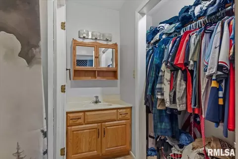 Other - 74 Holliday Rd, Springfield, IL 62702 photo 8 of 16