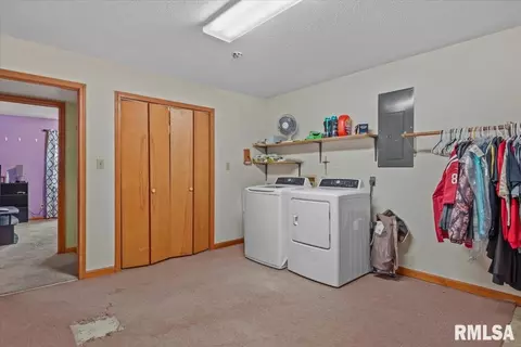 Other - 74 Holliday Rd, Springfield, IL 62702 photo 12 of 16