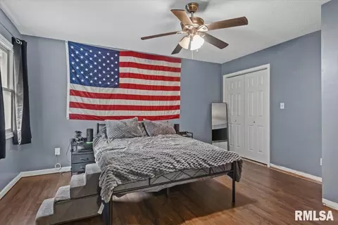 Bedroom - 74 Holliday Rd, Springfield, IL 62702 photo 2 of 9