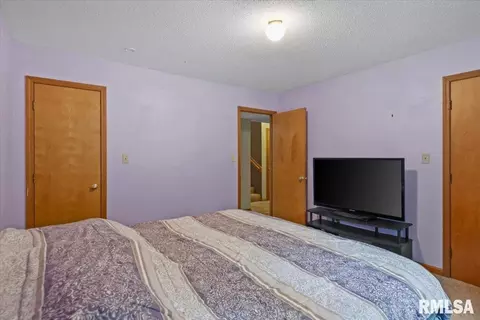 Bedroom - 74 Holliday Rd, Springfield, IL 62702 photo 9 of 9
