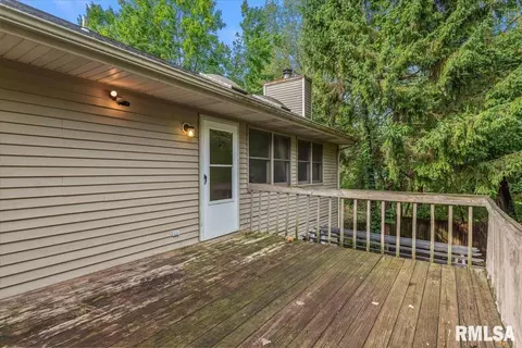 Exterior - 74 Holliday Rd, Springfield, IL 62702 photo 8 of 8