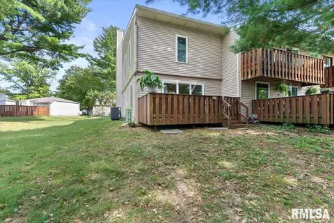 Exterior - 86 Country Pl, Springfield, IL 62703 photo 12 of 15