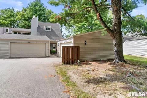 Exterior - 86 Country Pl, Springfield, IL 62703 photo 2 of 15