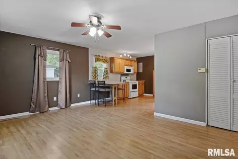 Other - 28 Windsor Rd, Springfield, IL 62702 photo 4 of 10