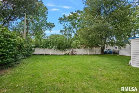 Exterior - 28 Windsor Rd, Springfield, IL 62702 photo 7 of 7