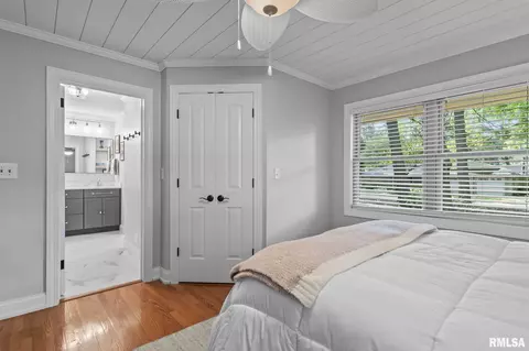 Bedroom - 2141 Cardinal Dr, Springfield, IL 62704 photo 2 of 5