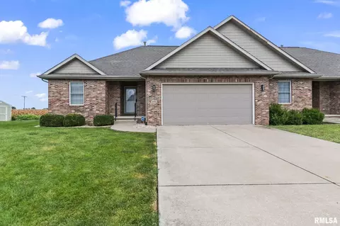 Exterior - 2704 Johnathan Pl, Springfield, IL 62711 photo 2 of 3