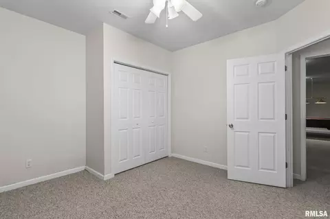 Bedroom - 2704 Johnathan Pl, Springfield, IL 62711 photo 9 of 10
