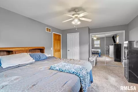 Bedroom - 2620 Piper Ln, Springfield, IL 62707 photo 2 of 9