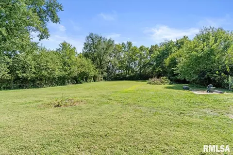 Exterior - 2620 Piper Ln, Springfield, IL 62707 photo 7 of 8