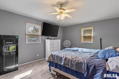 Bedroom - 2620 Piper Ln, Springfield, IL 62707 photo 1 of 9