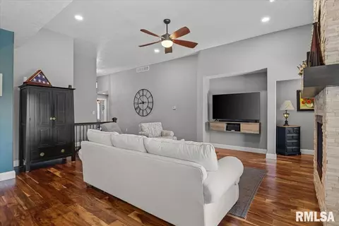 Other - 4820 Chestnut Dr, Springfield, IL 62711 photo 4 of 16
