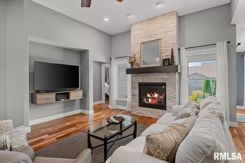 Other - 4820 Chestnut Dr, Springfield, IL 62711 photo 6 of 16