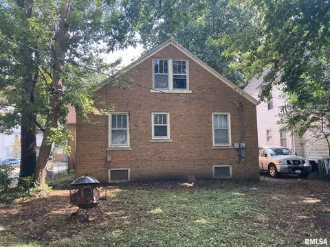 Exterior - 619 S Macarthur Blvd, Springfield, IL 62704 photo 3 of 3