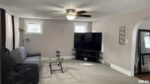 Other - 1605 S Pasfield St, Springfield, IL 62704 photo 6 of 23