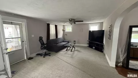 Other - 1605 S Pasfield St, Springfield, IL 62704 photo 5 of 23