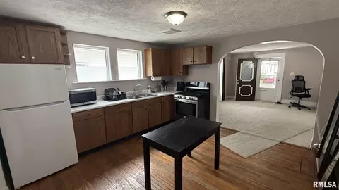 Other - 1605 S Pasfield St, Springfield, IL 62704 photo 8 of 23