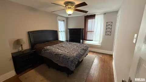 Bedroom - 1605 S Pasfield St, Springfield, IL 62704 photo 1 of 3