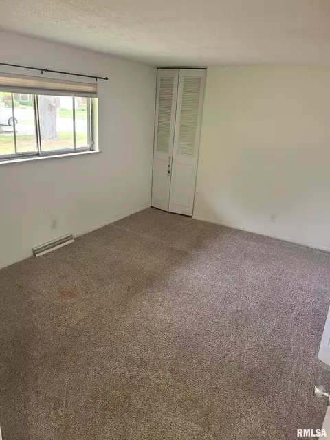 Bedroom - 1209-1211 Interlacken Rd, Springfield, IL 62704 photo 2 of 4