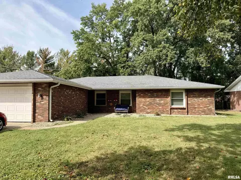 Exterior - 1133-1135 Interlacken Rd, Springfield, IL 62704 photo 1 of 1