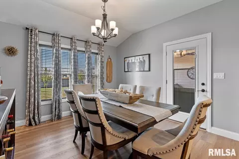 Dining - 3700 Westgate Dr, Springfield, IL 62711 photo 2 of 3