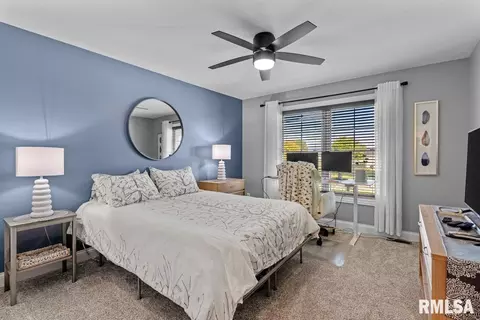 Bedroom - 3700 Westgate Dr, Springfield, IL 62711 photo 4 of 9